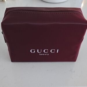 New Never Used Gucci Pouch Burgundy Beauty zipper pouch bag ☆ Last One Available